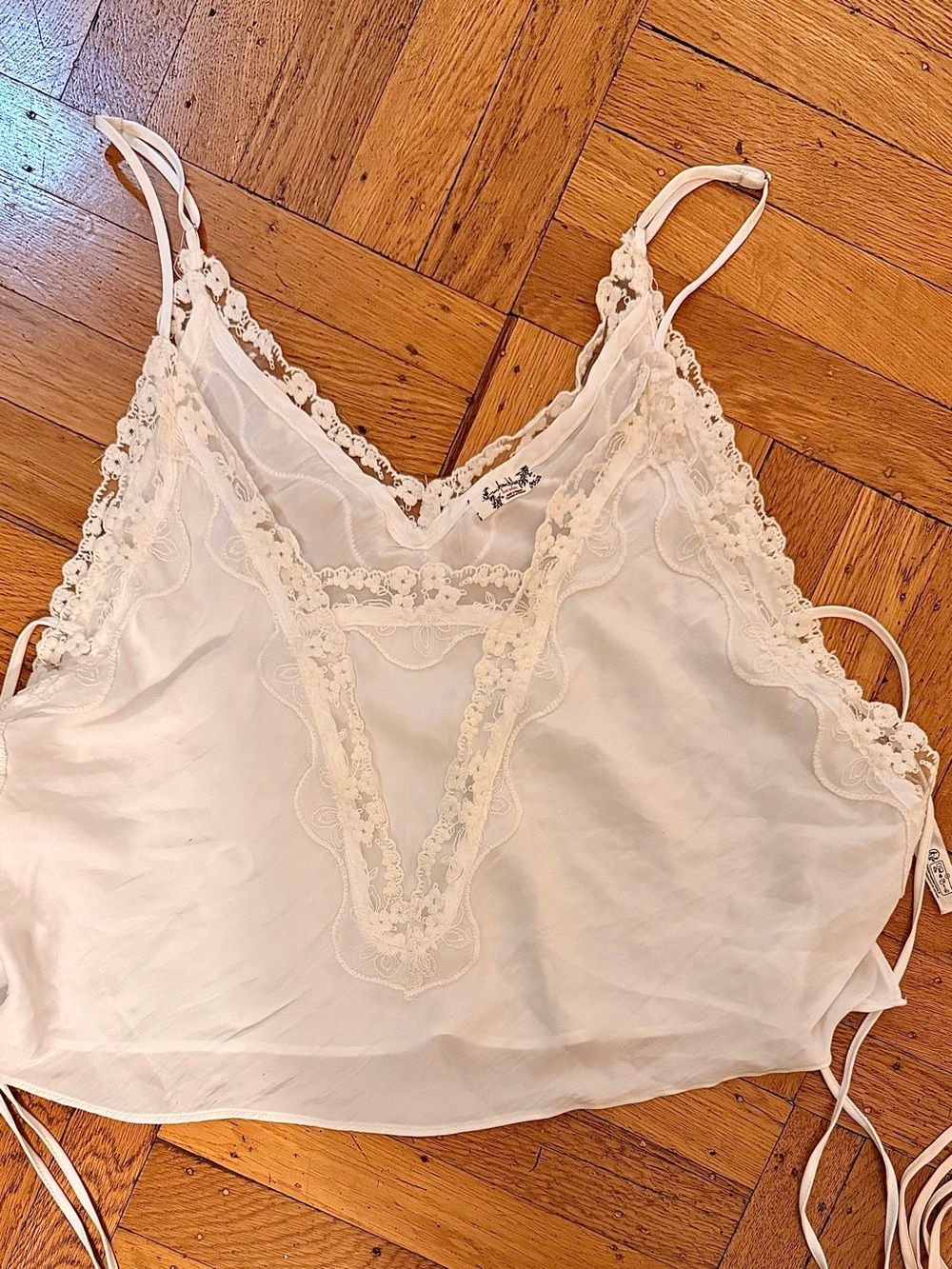 Free People Someone Like You Cami Top Adjustable Lace & Ribbons NWOT Ivory  M - Picture 14 of 16